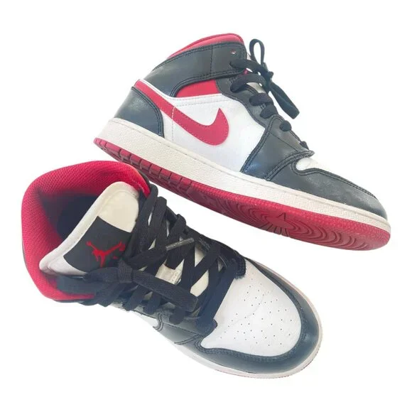 Jordan Women's 1 Mid Gym Red Panda Shoes sz 4Y EUR 36, 23 cm UK 3.5 -DJ4695-122